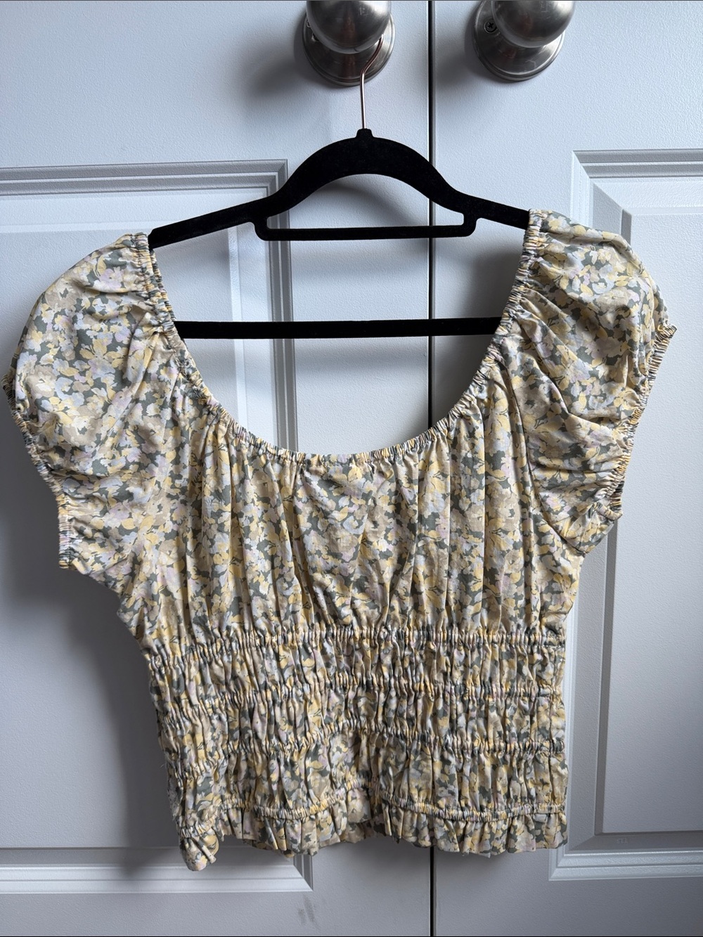 Smocked Floral Top with Puff Sleeves - Yellow/Cream - Picture 4 of 4